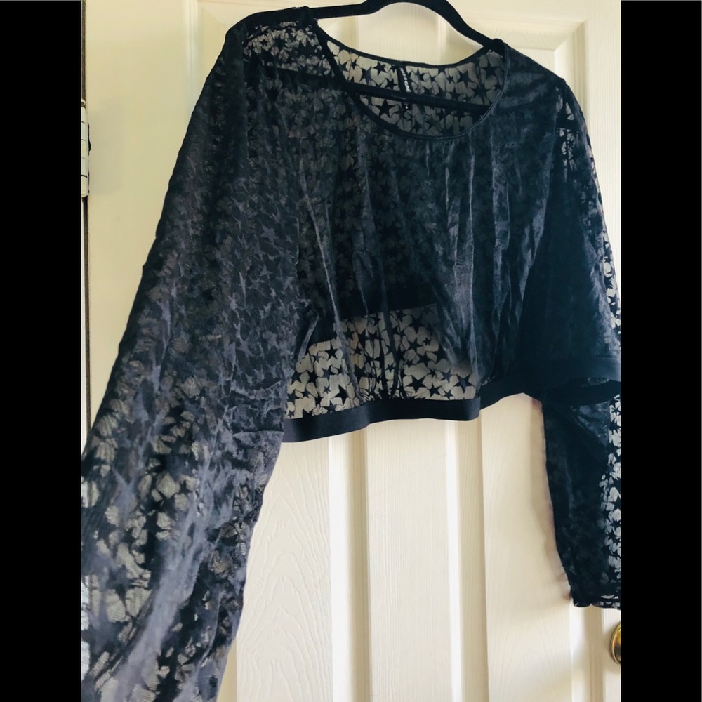 Torrid size 6 overbra / crop top